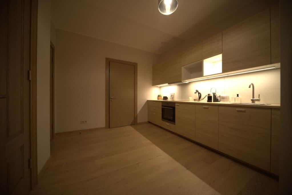 3 Bedroom Apartment In The Old/T Рига Экстерьер фото